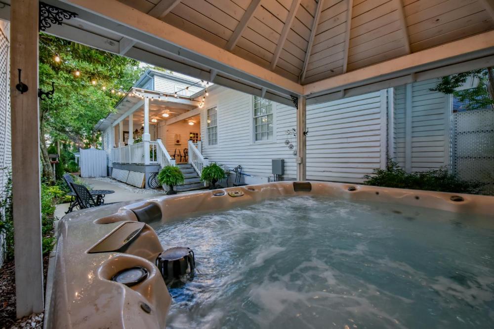 Bama Bed and Breakfast - Tusk Suite